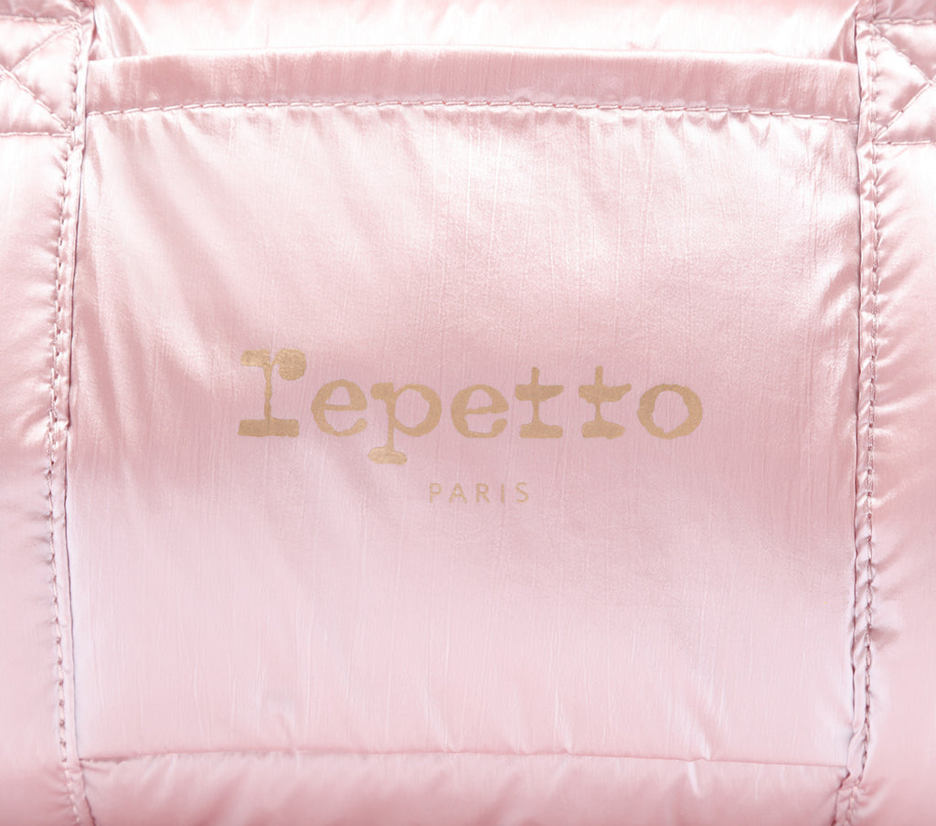 Padded nylon duffel bag Size L- one left