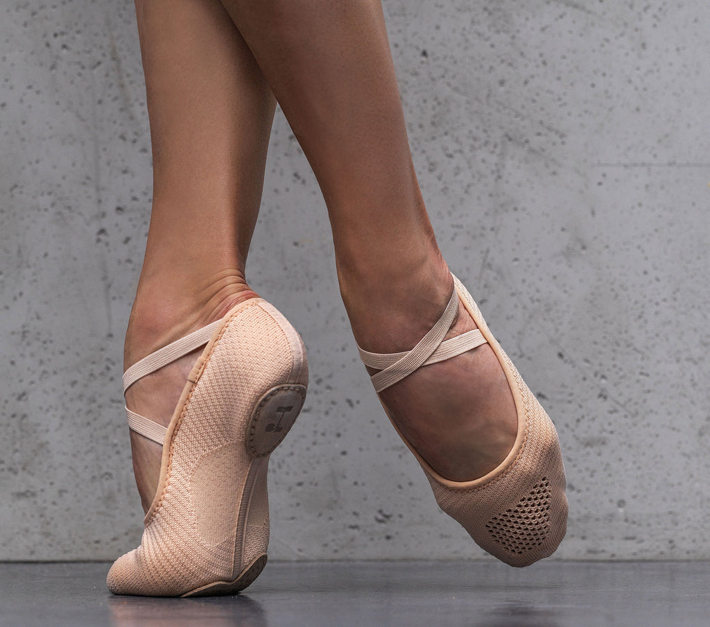 Dance FIT demi-pointe shoes