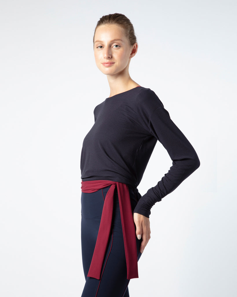 Long-sleeved top to tie- new collection